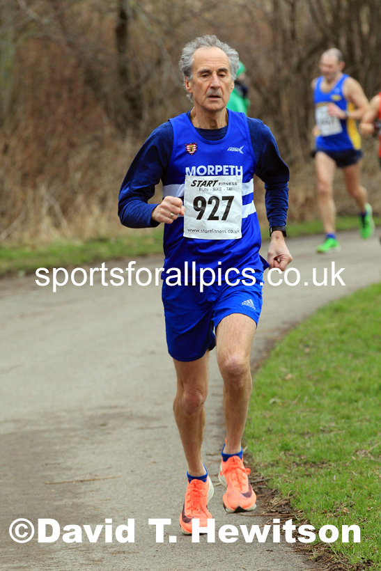 Senior women and veteran women and men over-50s NECAA Road Relay Champs., Hetton Lyons Park, Hetton le Hole, County Durham. Photo: David T. Hewitson/Sports for All Pics